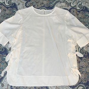Club Monaco top off white color